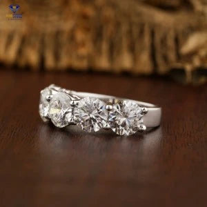 5.00+ Carat Round Cut Diamond Ring, Engagement Ring, Wedding Ring, E Color, VVS2-VS2 Clarity